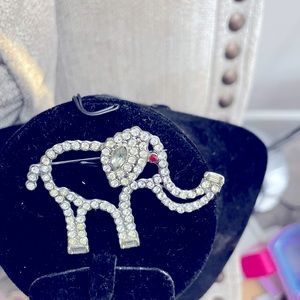 Elephant pin